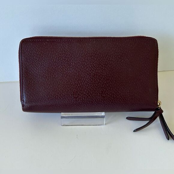 EUC Kate Spade Large Wallet Cherrywood pebble leather zip around wallet - Picture 8 of 8